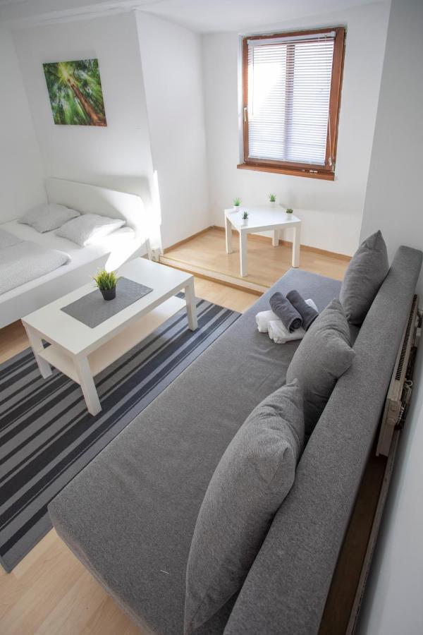 Old Town Studio Apartamento Hall in Tirol Exterior foto
